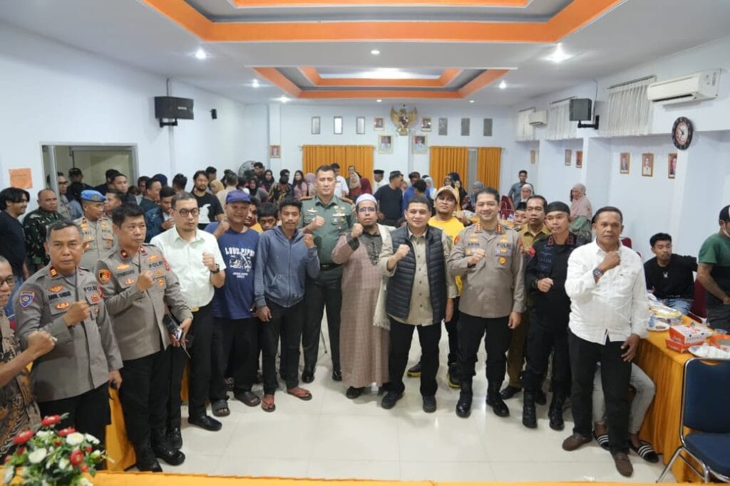 Munafri Arifuddin Pantau Langsung Situasi Keamanan di Kecamatan Tallo 1 Munafri