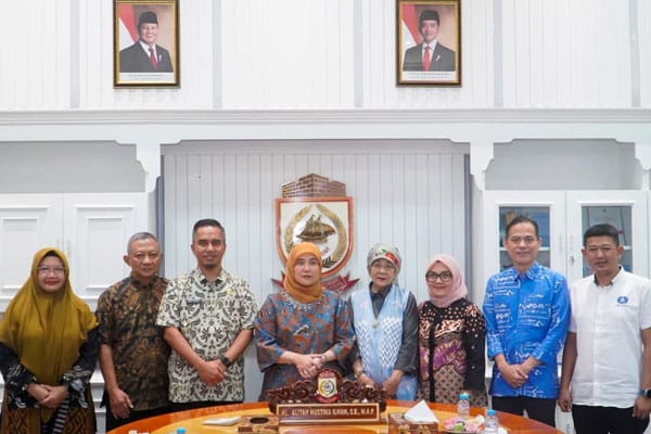 Wakil Wali Kota Makassar, Aliyah Mustika Ilham, menerima audiensi pengurus DPD ASITA Sulsel membahas persiapan Rakernas II ASITA 2026. (Dok. Humas Pemkot Makassar)