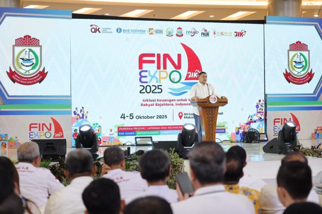 Wali Kota Makassar, Munafri Arifuddin, membuka FinExpo 2025 di Trans Studio Mall, Sabtu 4 Oktober 2025.