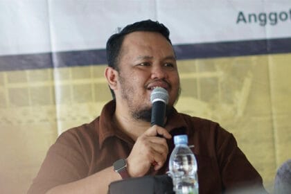 Taufiq Arif dari Polimetrik Indonesia menilai penundaan Pemilihan RT/RW oleh DPRD Makassar berpotensi melemahkan demokrasi warga dan menghambat kedaulatan masyarakat.