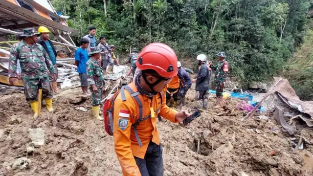 Update BNPB: 753 Tewas dan 650 Hilang dalam Banjir dan Longsor di Sumatra 1 Sumatra