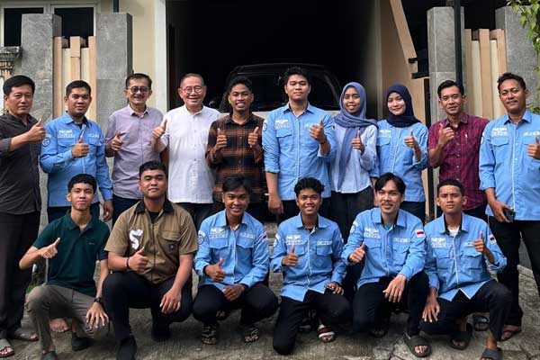 Foto bersama pengurus MASKI, pemateri, serta peserta Bimtek