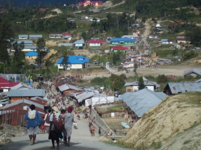 Guru Besar UNJ Soroti Eskalasi Kekerasan di Papua 1 Papua