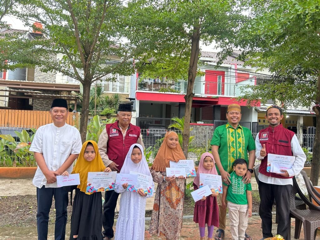 Buka Puasa Penuh Inovasi! RT 08 Permata Hijau Lestari Resmi Luncurkan Gerakan Wanita Tani 08 1