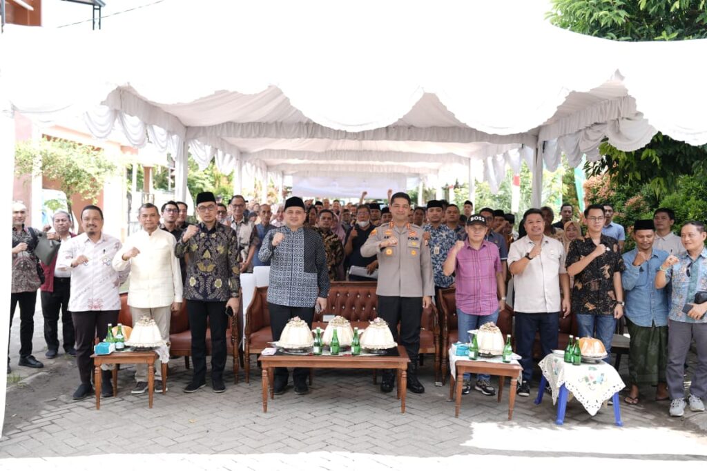 Pemkot Makassar Tegas ke Pengembang, Kini 14 PSU Perumahan Resmi Diserahkan 1