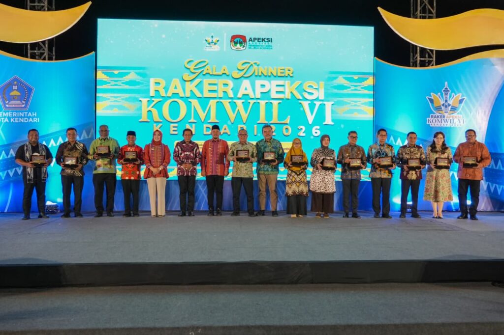 Wakil Wali Kota Makassar Hadiri Gala Dinner Raker APEKSI Komwil VI di Kendari 1