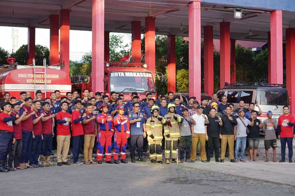 Dinas Pemadam Kebakaran dan Penyelamatan (Damkarmat) Kota Makassar. Jumat (24/7/2025)