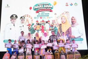 Bunda PAUD Kota Makassar, Melinda Aksa Munafri, menyampaikan sambutan pada peringatan Hari Anak Nasional (HAN) ke-42 tingkat Kota Makassar di Balai Manunggal, Rabu (29/7/2026).