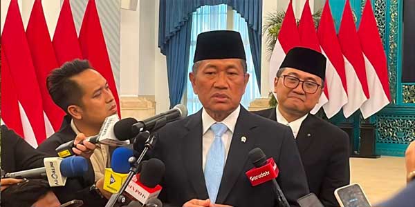 Presiden RI Prabowo Subianto melantik Donny Ermawan Taufanto sebagai Gubernur Universitas Republik Indonesia (URI)