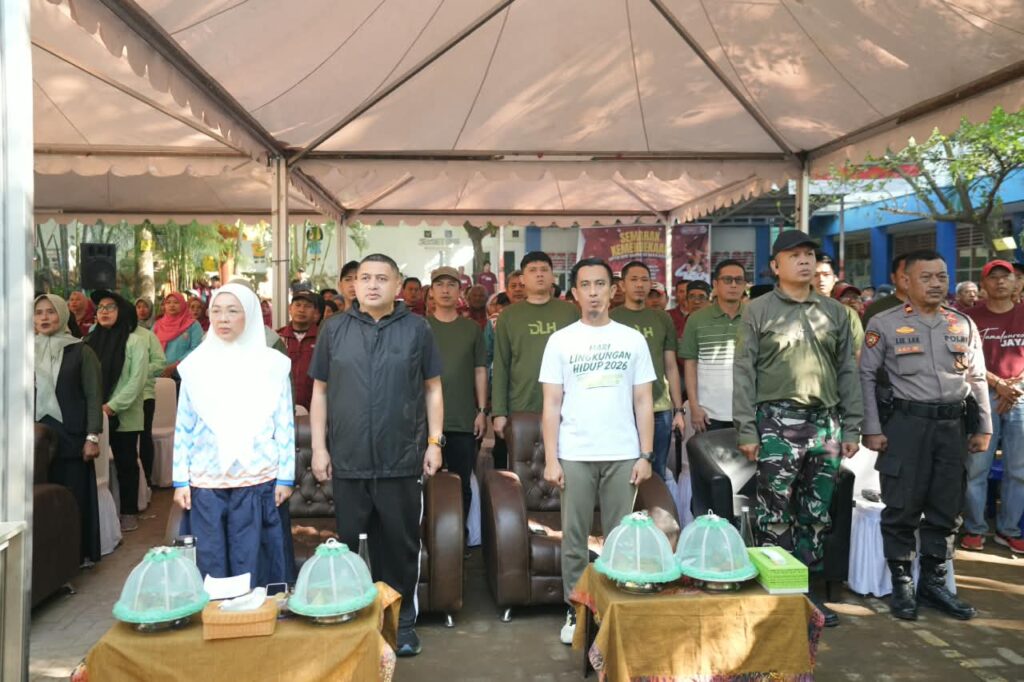 Jelajah Sampah Titik ke-14, Appi-Melinda Ajak Warga Pilah Sampah sebagai Gerakan Bersama 1