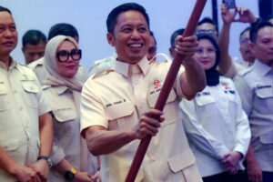 Bupati Enrekang H. Muh. Yusuf Ritangnga dilantik sebagai Ketua DPC HKTI Kabupaten Enrekang periode 2026-2031 di Makassar.