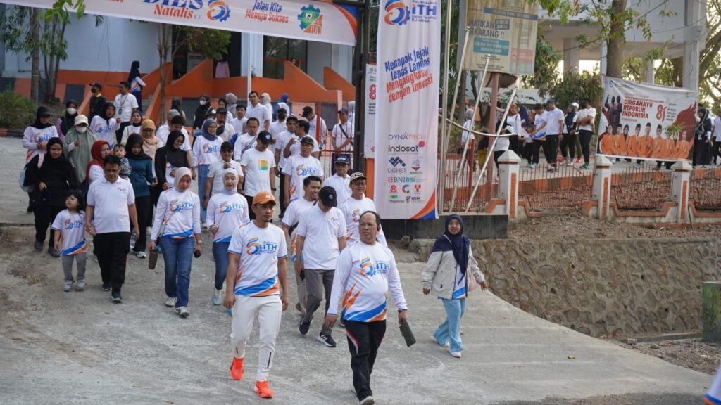 Semarak Dies Natalis ke-5 ITH, Jalan Sehat Jadi Momentum Perkuat Kebersamaan dan Semangat Inovasi 1
