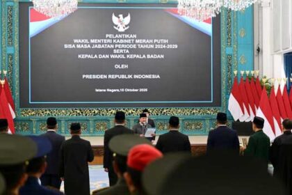 Presiden Prabowo Subianto melantik Kepala BNPB Kristomei Sianturi serta Kepala dan Wakil Kepala BPGMN di Istana Negara, Jakarta, Kamis (15/10/2026).