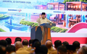 Presiden Prabowo Subianto menegaskan penertiban konsesi sumber daya alam dan efisiensi BUMN dalam Rakornas TPAKD di JIEXPO Kemayoran, Jakarta, Kamis (22/10/2026).