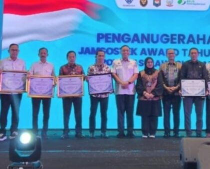 Pemkab Enrekang Raih Jamsostek Award, Beri Jaminan Sosial bagi Pekerja Rentan dan Masyarakat Miskin.