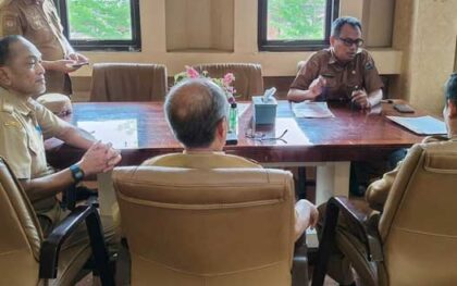 Ketua Pansel Zulkarnain Kara mengumumkan dua calon Direktur Perumda Tirta Massenrempulu Enrekang lolos seleksi administrasi.